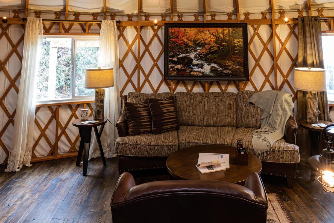Staynantahala - Smoky Mountain Cabins And Luxury Yurts Aquone Exterior foto