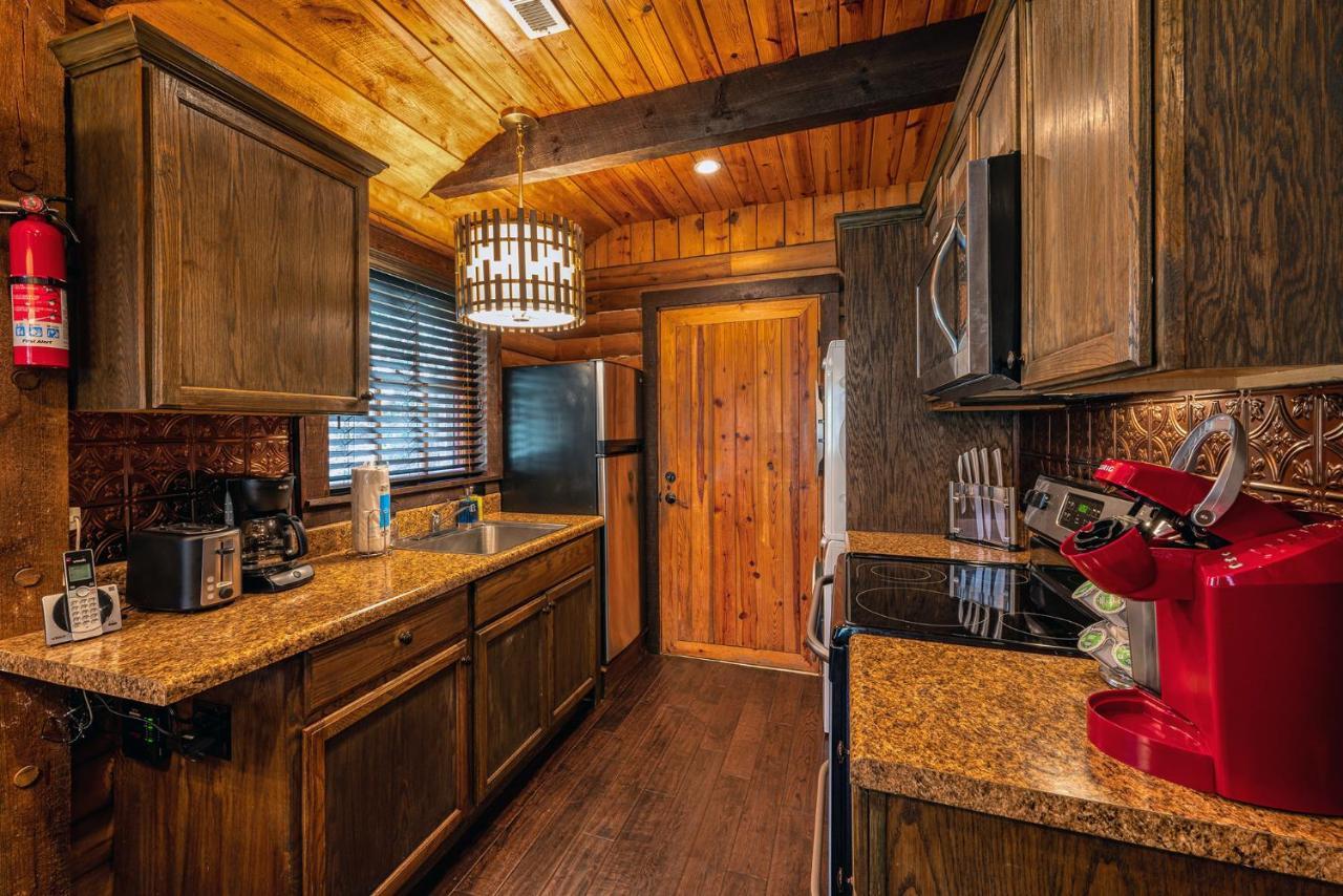 Staynantahala - Smoky Mountain Cabins And Luxury Yurts Aquone Exterior foto
